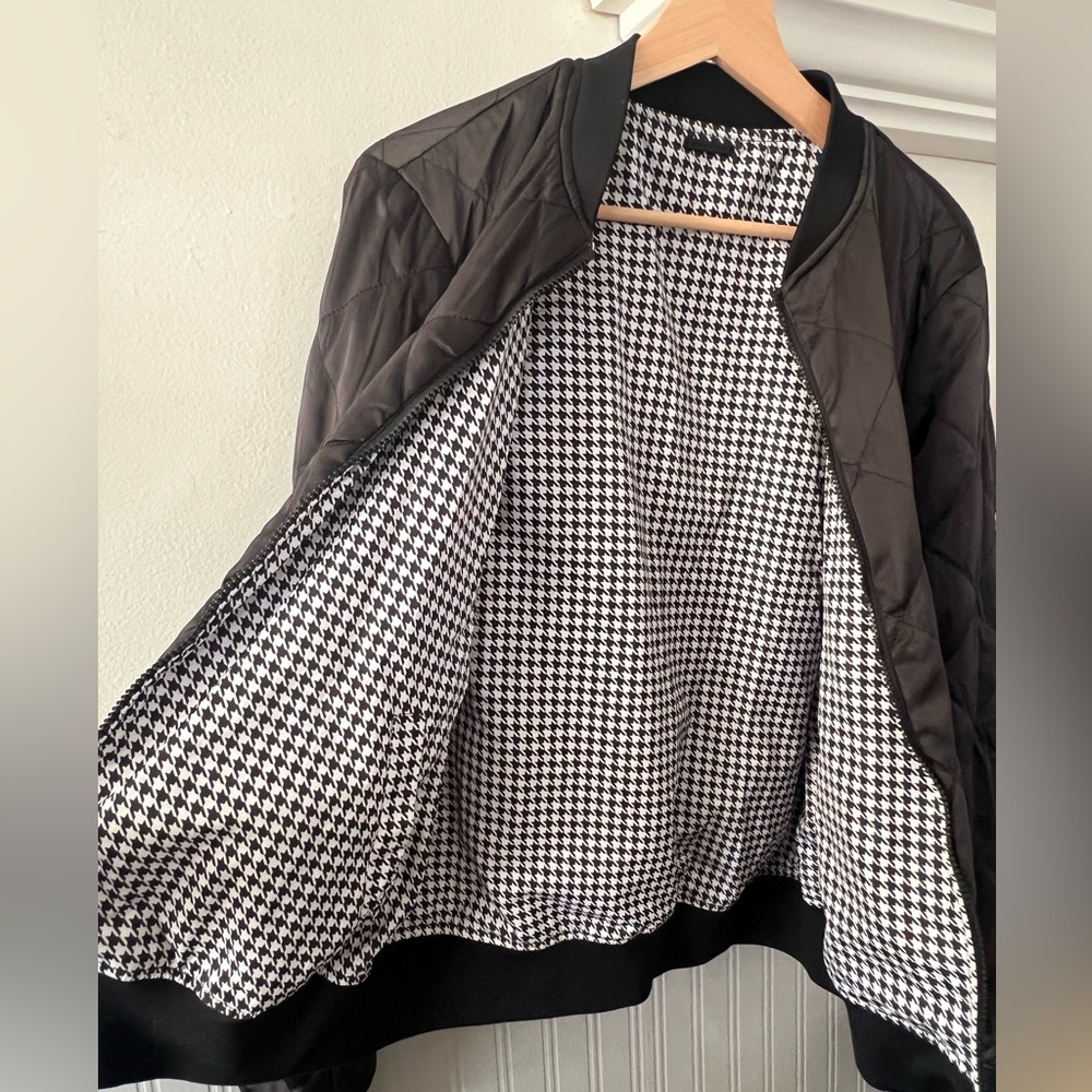 Blanc Noir Quilted Reversible Bomber Jacket /Houndstooth and Black /Size: Large